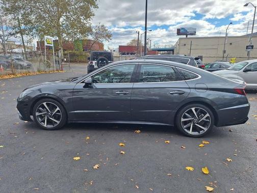 2021 Hyundai SONATA SEL Plus