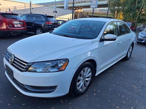 2014 Volkswagen Passat 1.8T S