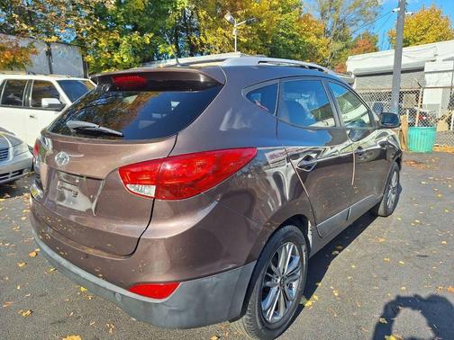2014 Hyundai TUCSON SE