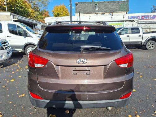 2014 Hyundai TUCSON SE