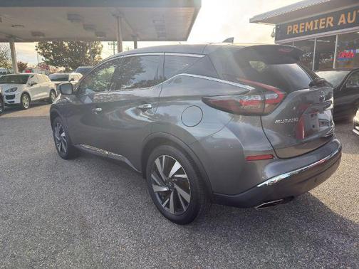2023 Nissan Murano SL FWD