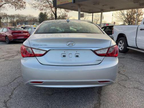 2013 Hyundai SONATA Limited