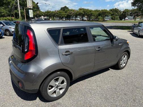 2017 Kia Soul Base