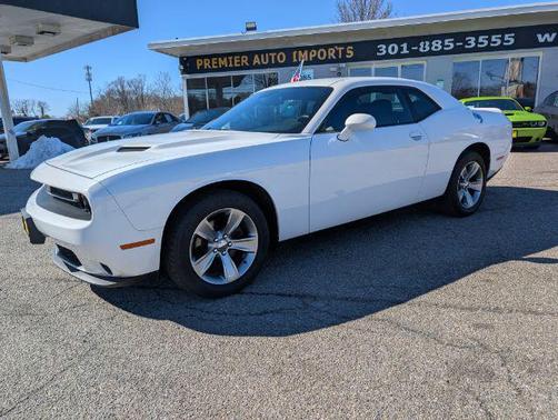 2019 Dodge Challenger SXT