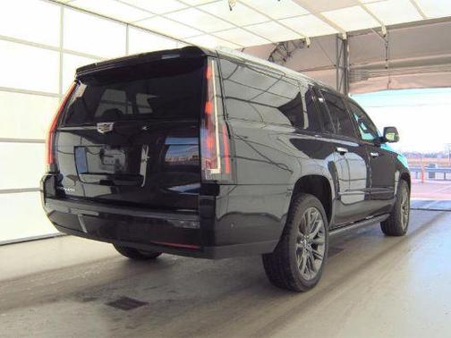 2019 Cadillac Escalade ESV Sport Platinum