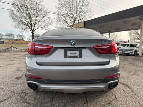 2015 BMW X6 xDrive50i