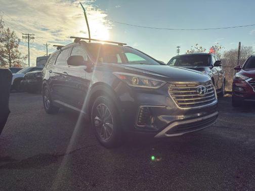 2017 Hyundai SANTA FE SE