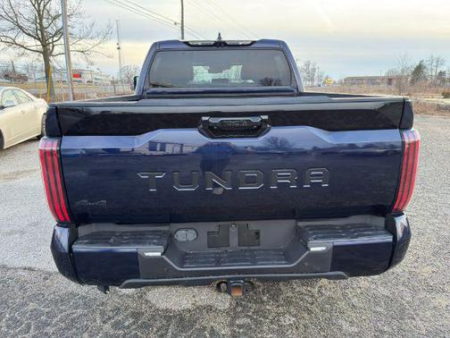 2022 Toyota Tundra Platinum