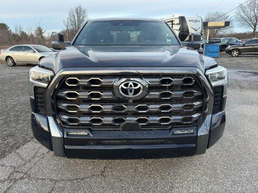 2022 Toyota Tundra Platinum