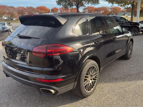 2018 Porsche Cayenne Platinum Edition