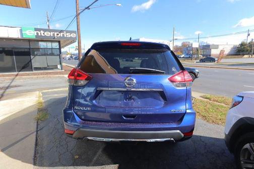Caspian Blue 2018 Nissan Rogue SV