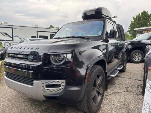 Santorini Black Metallic 2020 Land Rover Defender 110 SE