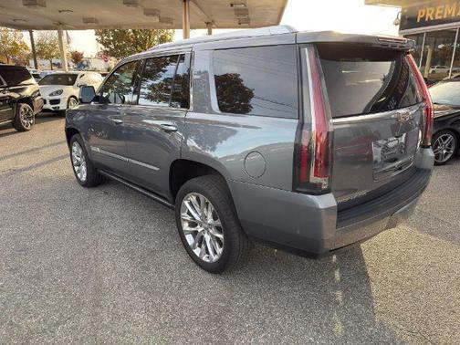 2020 Cadillac Escalade Premium Luxury