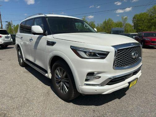 Moonstone White 2024 INFINITI QX80 Luxe