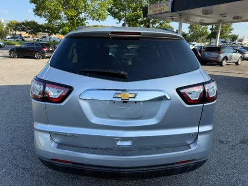 2017 Chevrolet Traverse 2LT