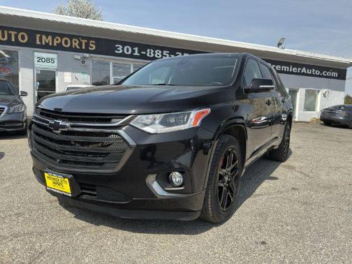 Mosaic Black Metallic 2020 Chevrolet Traverse Premier