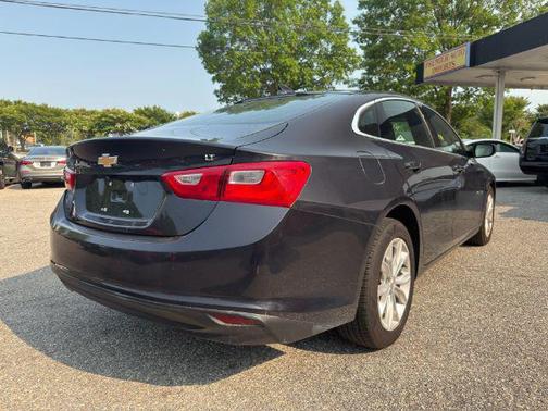 Dark Ash Metallic 2023 Chevrolet Malibu FWD 1LT