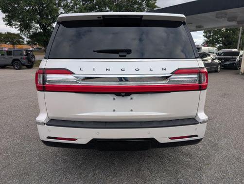 2019 Lincoln Navigator Black Label