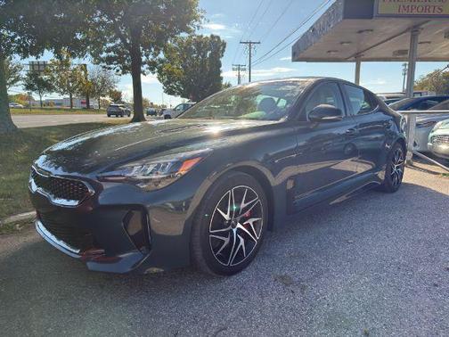 2023 Kia Stinger GT-Line