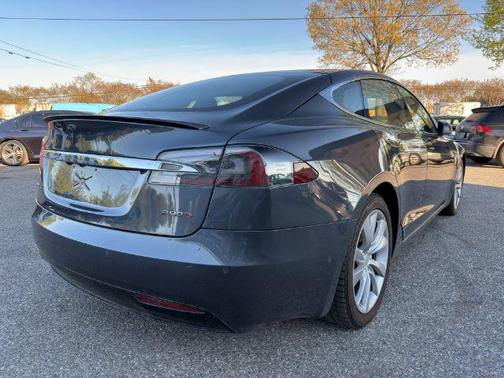 Midnight Silver Metallic 2016 Tesla Model S P90D