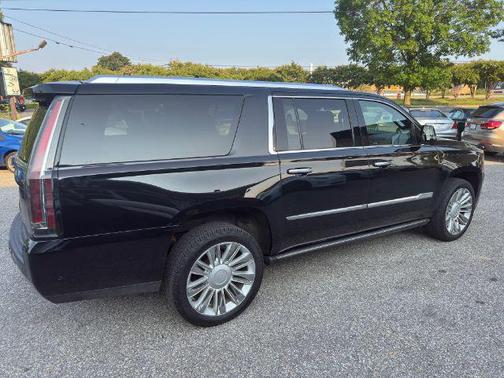 2017 Cadillac Escalade ESV Platinum