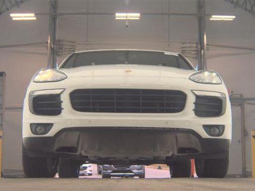 2016 Porsche Cayenne S