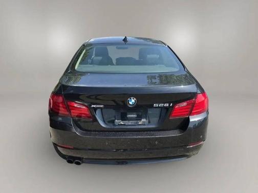 2013 BMW 528 i xDrive