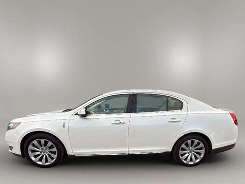 2013 Lincoln MKS Base