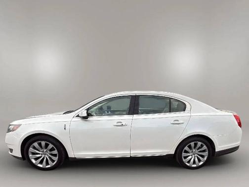 2013 Lincoln MKS Base