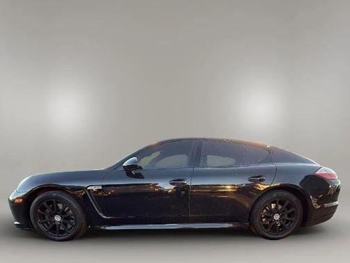 2013 Porsche Panamera 4