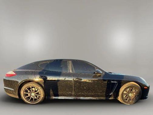 2013 Porsche Panamera 4
