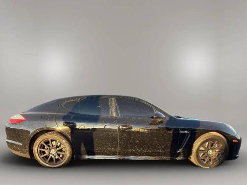 2013 Porsche Panamera 4