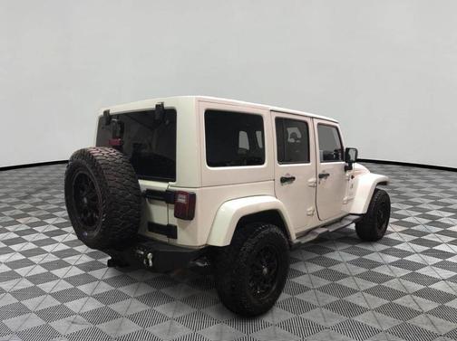 2011 Jeep Wrangler Unlimited Sahara