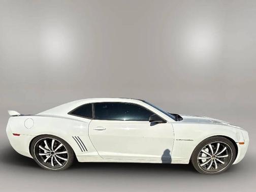 2011 Chevrolet Camaro 2LS