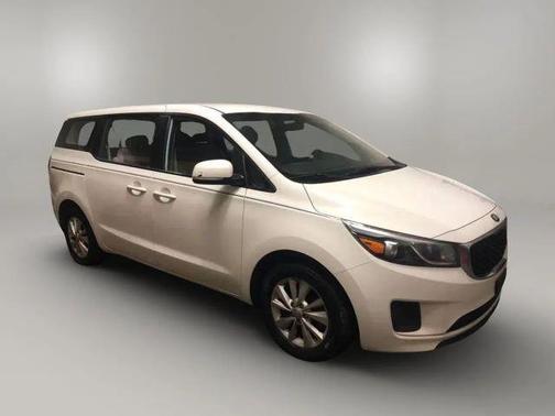 2016 Kia Sedona L