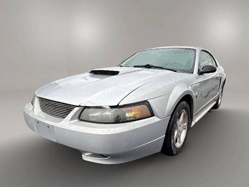 2004 Ford Mustang 