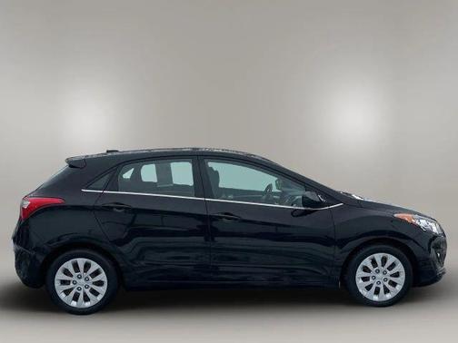 2016 Hyundai Elantra GT Base
