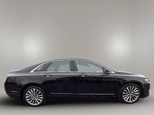 2017 Lincoln MKZ Select