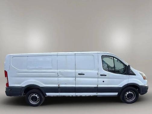 2015 Ford Transit-250 Base