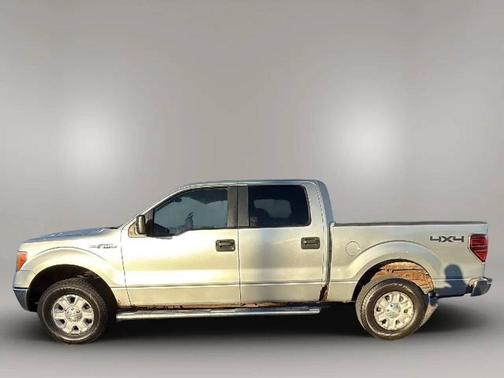 2010 Ford F-150 XLT SuperCrew