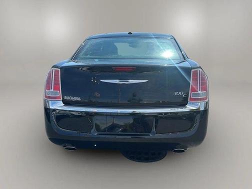 2011 Chrysler 300C Base