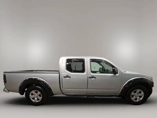 2009 Nissan Frontier SE Crew Cab