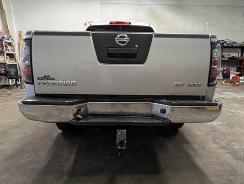 2009 Nissan Frontier SE Crew Cab