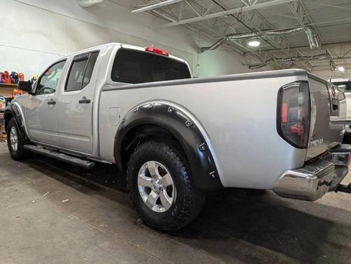 2009 Nissan Frontier SE Crew Cab
