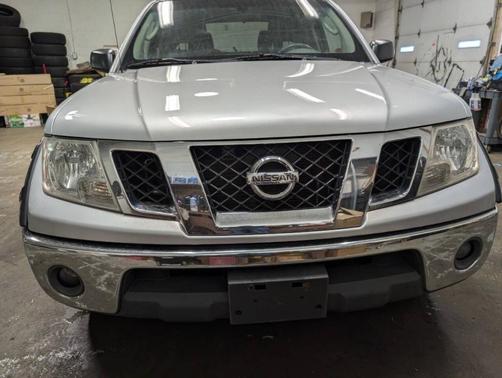 2009 Nissan Frontier SE Crew Cab