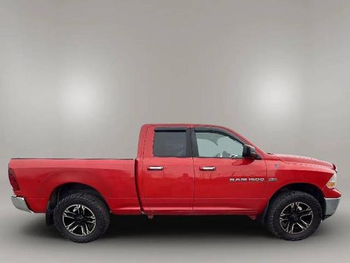 2011 Dodge Ram 1500 SLT 6 1/3 FT