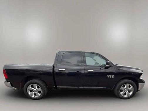 2014 RAM 1500 SLT