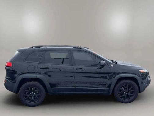2017 Jeep Cherokee Trailhawk
