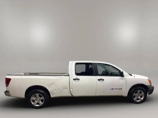2008 Nissan Titan XE Crew Cab