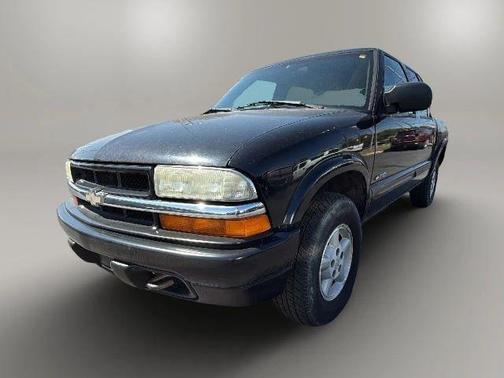 2003 Chevrolet S-10 LS 4 1/2 FT